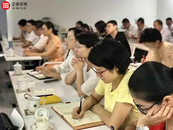 正睿商學(xué)院《贏在中層》公開(kāi)課在廣州圓滿(mǎn)舉辦！