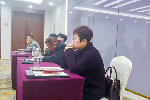 無錫市社區(qū)商會(huì)——勤新商會(huì)攜手正睿咨詢集團(tuán)為企業(yè)家賦能充電！