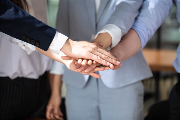 人才是企業(yè)的未來(lái)，人力資源管理成就卓越之路