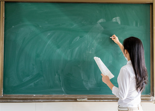 培養(yǎng)跨界思維，打造復(fù)合型的組織人才隊(duì)伍