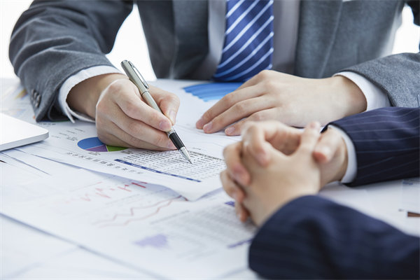 薪酬管理新趨勢(shì)：如何平衡員工期望與企業(yè)成本？