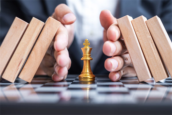 企業(yè)戰(zhàn)略調(diào)整如何有效應(yīng)對(duì)行業(yè)變革挑戰(zhàn)？