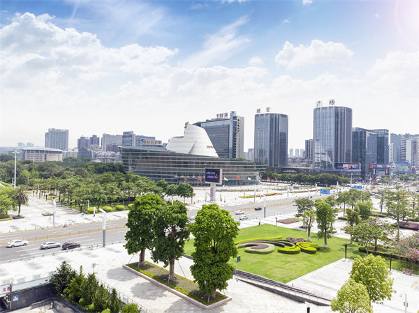 東莞企業(yè)成長(zhǎng)路上，管理咨詢(xún)?nèi)绾纬蔀榧铀倨鳎? title=