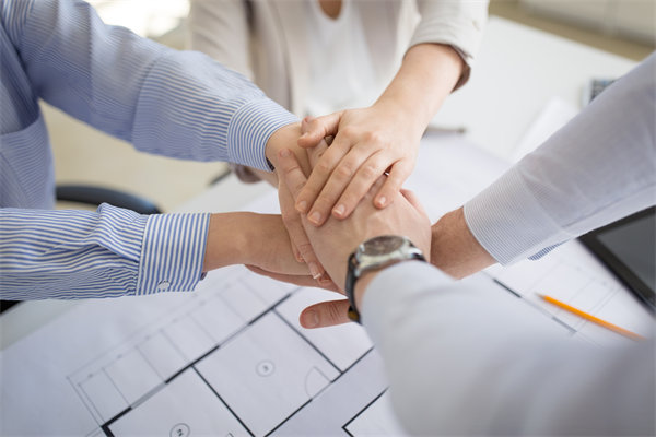 集團管控如何促進企業(yè)文化建設，增強內(nèi)部凝聚力？