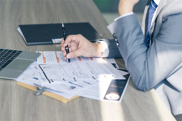 企業(yè)在招聘過程中，如何確保公平性與多樣性并存？