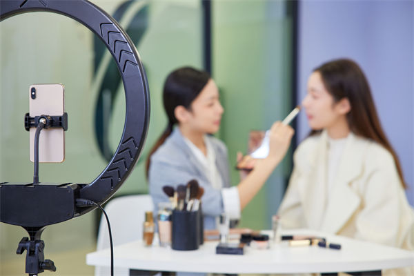 營銷咨詢公司的全球化服務(wù)如何助企業(yè)開拓國際市場？