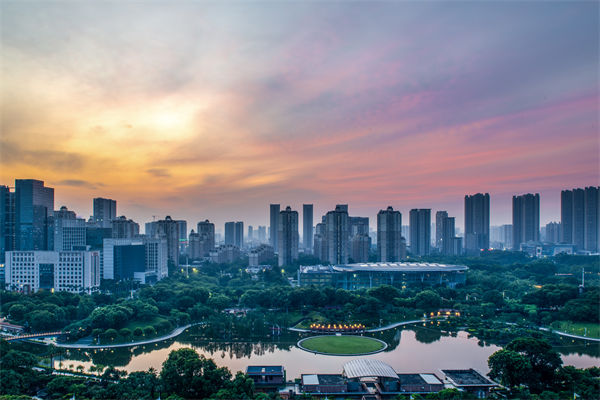 佛山預(yù)算管理咨詢公司如何助力企業(yè)實現(xiàn)預(yù)算精準(zhǔn)控制？