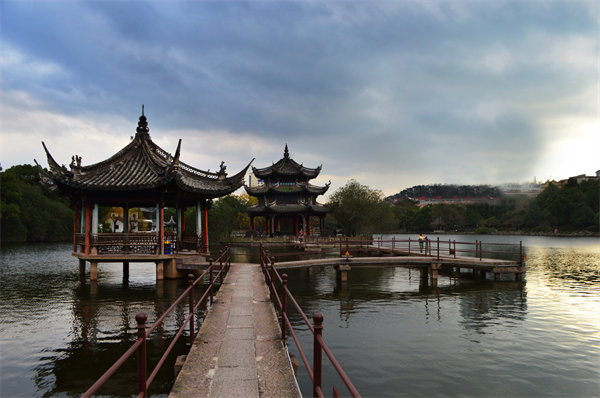 預(yù)算超支嚴(yán)重，臺(tái)州預(yù)算管理咨詢公司如何幫企業(yè)精準(zhǔn)控費(fèi)？