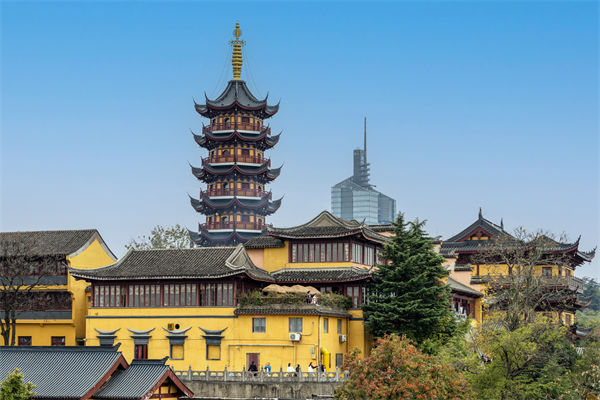 高薪招不來(lái)人，低薪留不住才，南京薪酬咨詢公司如何破解困局？