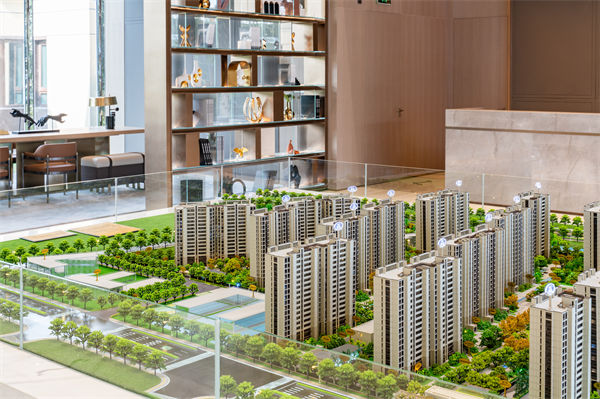買房爛尾法院判退房退款不還房貸，關(guān)聯(lián)企業(yè)戰(zhàn)略啟示