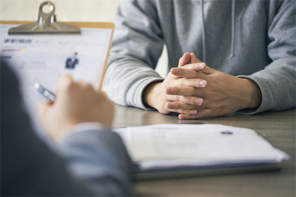 人社局回應(yīng)公司招聘35歲以上勿擾，企業(yè)管理怎么看？