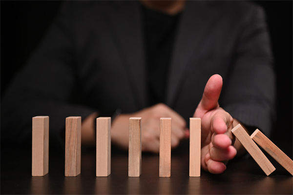 市場(chǎng)競(jìng)爭(zhēng)日趨激烈，戰(zhàn)略規(guī)劃如何協(xié)助構(gòu)建護(hù)城河？